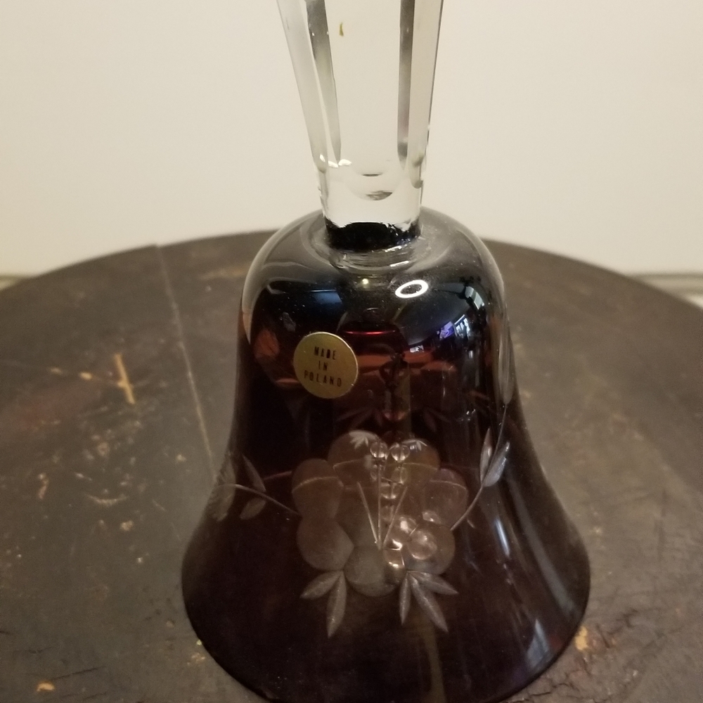 Beautiful Crystal Cut Ruby Glass Bell - Picture 4 of 9